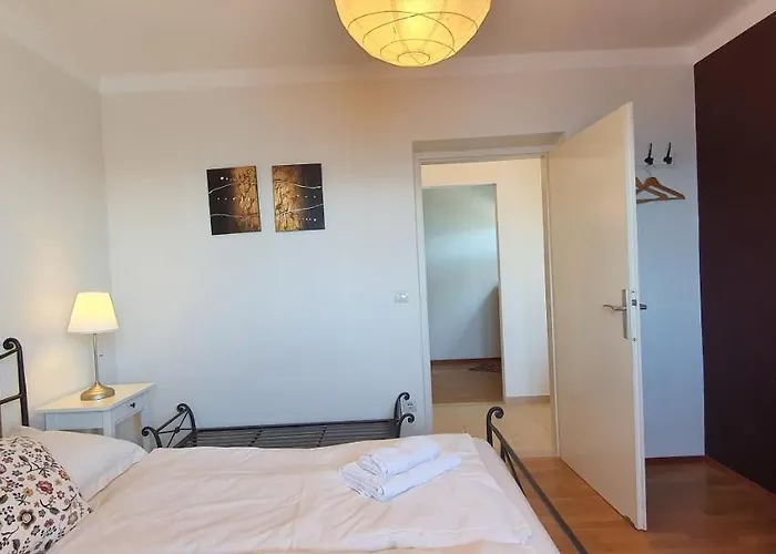 Antares Apartamento Pisak