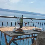 Antares Apartament Pisak