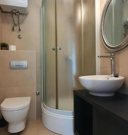 Antares Apartment Pisak